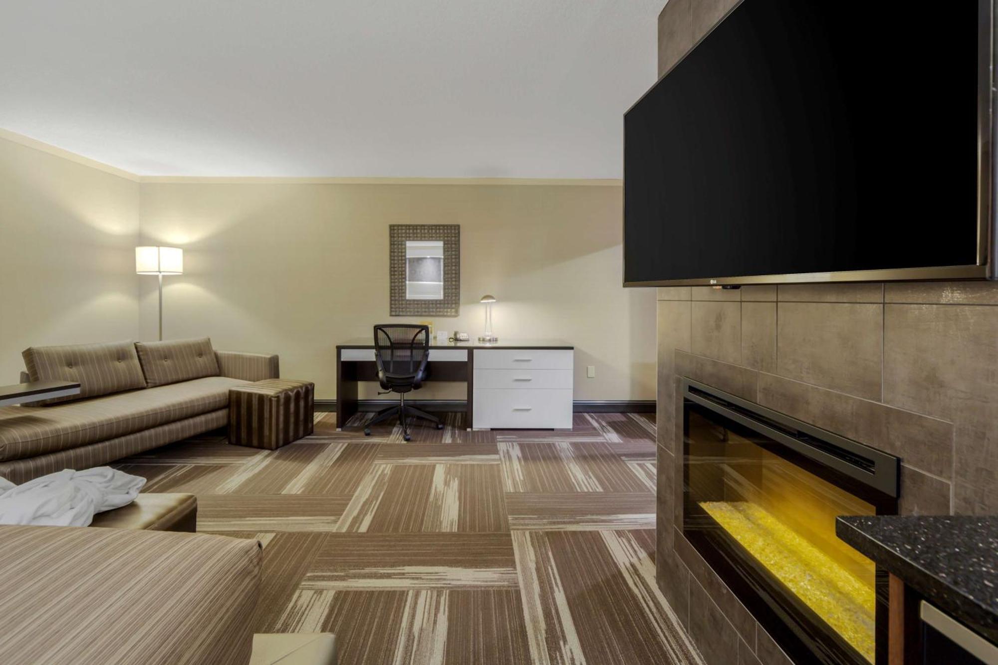 Best Western Premier Denham Inn & Suites Leduc Exterior foto