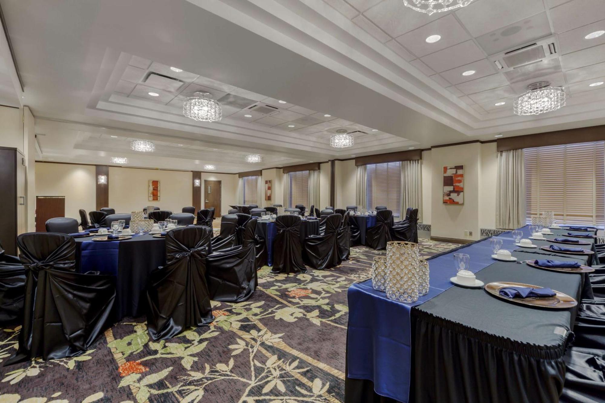 Best Western Premier Denham Inn & Suites Leduc Exterior foto