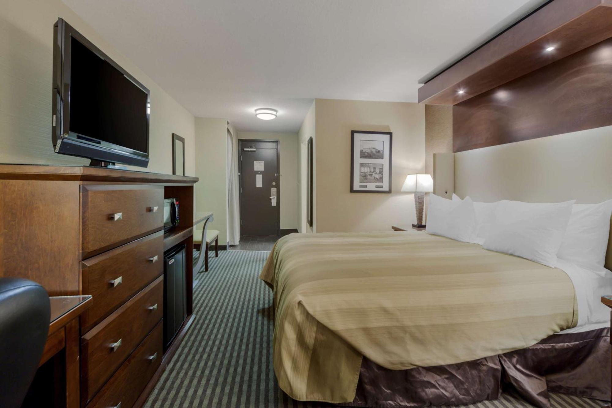 Best Western Premier Denham Inn & Suites Leduc Exterior foto